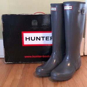 Hunter Rain Boots with Welly Fleece Socks